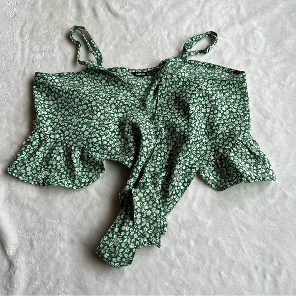 Shein Floral Tie Front Cami Top - Picture 4 of 8